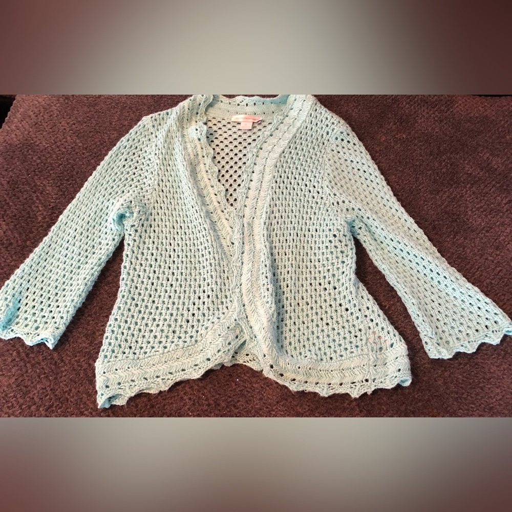 Beautiful crop sleeve and crop length cardigan sweater